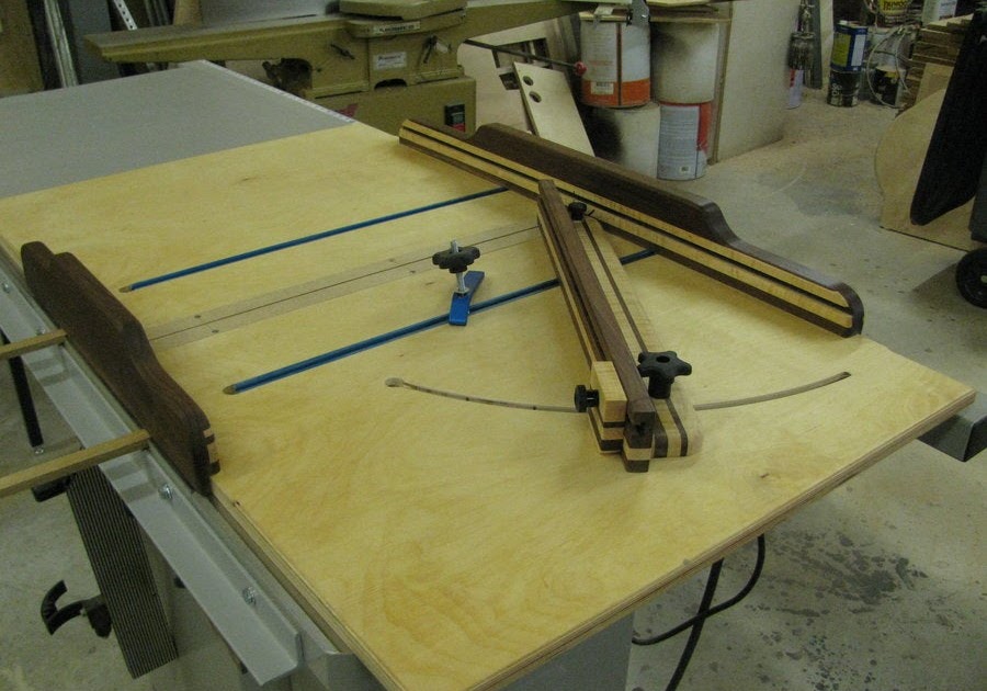 GuF: Get Woodworking for mere mortals table saw sled