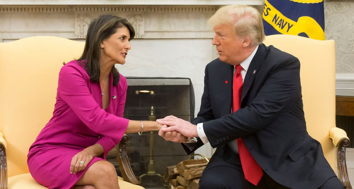 Photo of Nikki Haley meeting with Trump.