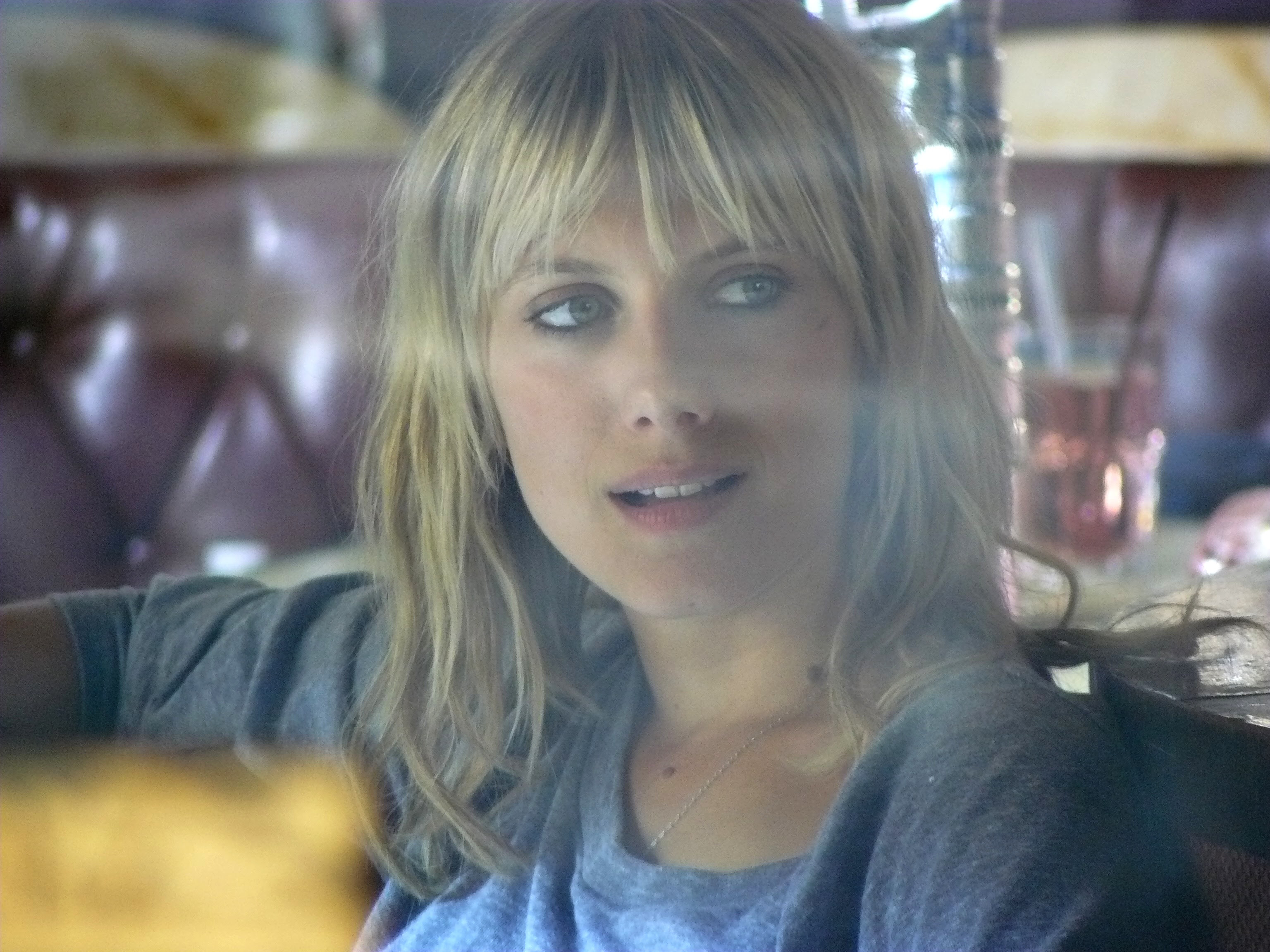 Argentina English The Best Pictures Of Melanie Laurent