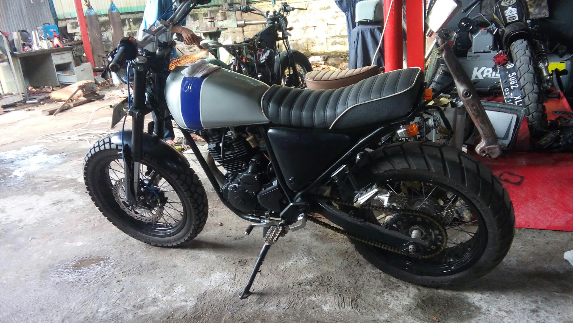 Bengkel Modifikasi Motor Cb Surabaya Motor Motor Unik