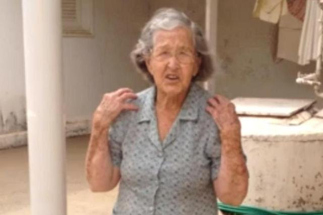 Vídeo: idosa de 98 anos dá um show de disposição em exercícios físicos Priscilla Dalledone,Youtube/Reprodução