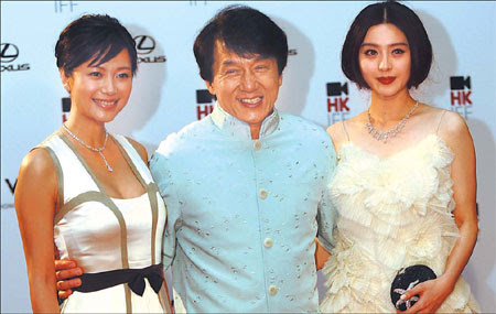 Weitere ideen zu schauspieler, jackie chan, jackie chan filme. Kultur German China Org Cn Jackie Chan Bringt Kampfgeist Zum Hk Filmfest