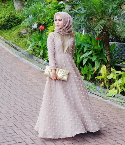 Baju Untuk Kondangan Wanita Hijab Simple - Model Hijab Terbaru