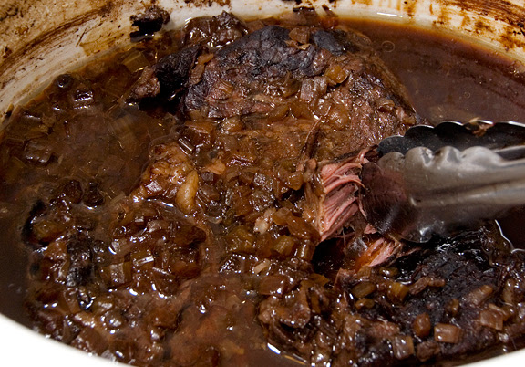 So i'm not sure if you guys know this but chicago has some i have been looking for a crock pot, pot roast recipe that we like, tried others and were disappointed. Crock Pot Roast Beef Recipe Use Real Butter