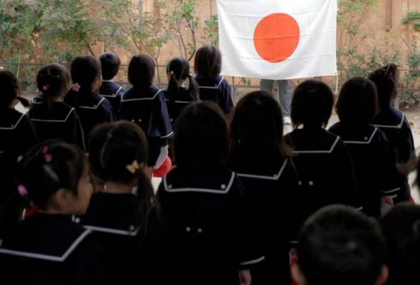 Sistem pendidikan kebangsaan di peringkat sekolah di bawah kategori institusi pendidikan kerajaan terdiri daripada Sistem Pendidikan Jepun Berteraskan Nilai Murni Bukan Peperiksaan Astro Awani
