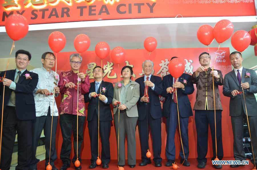 Dikemaskini bn akan meletakkan bekas timbalan menteri, datin paduka chew mei fun dari mca untuk bertanding dalam pilihan raya kecil kajang, mac depan. Tea Town Opens In Kuala Lumpur People S Daily Online