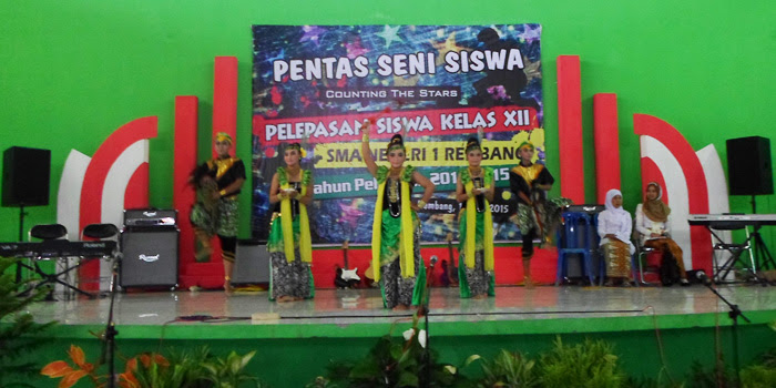 14 Baru Dekorasi Panggung Pentas Seni 17 Agustus 