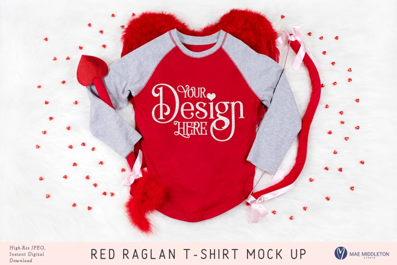 Download Free Red raglan / baseball t-shirt mock up (PSD Mockups ...