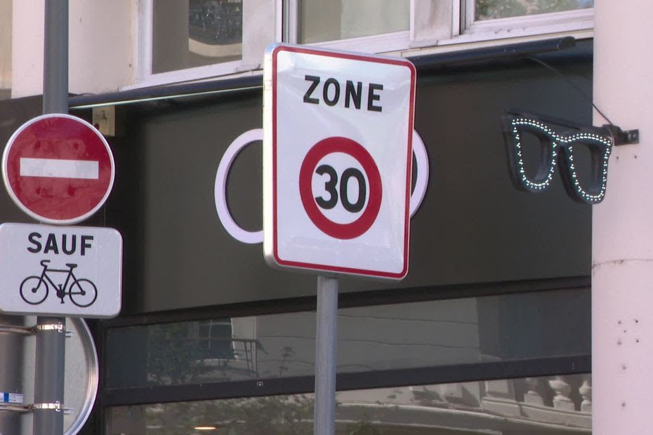 Automobilistes, levez le pied à Villeurbanne : la ville passe presque intégralement en zone 30