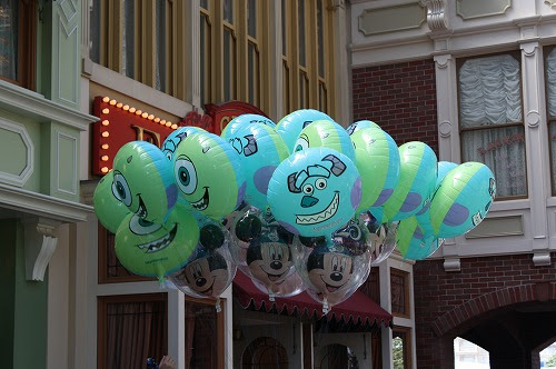 ほとんどのダウンロードディズニー画像 驚くばかりディズニー 風船 アトラクション