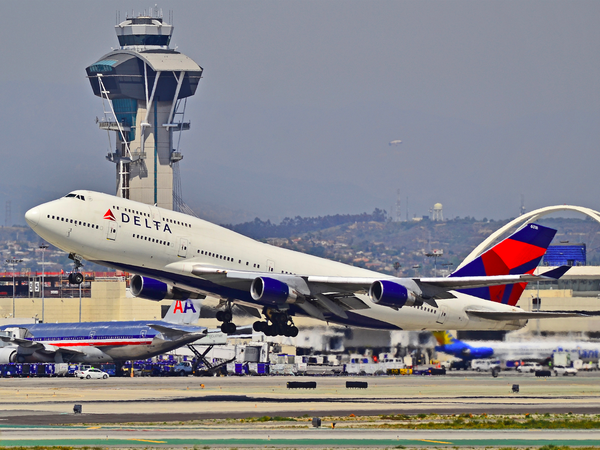 Delta is sending its Boeing 747 jumbo jet to help people escape Hurricane Irma