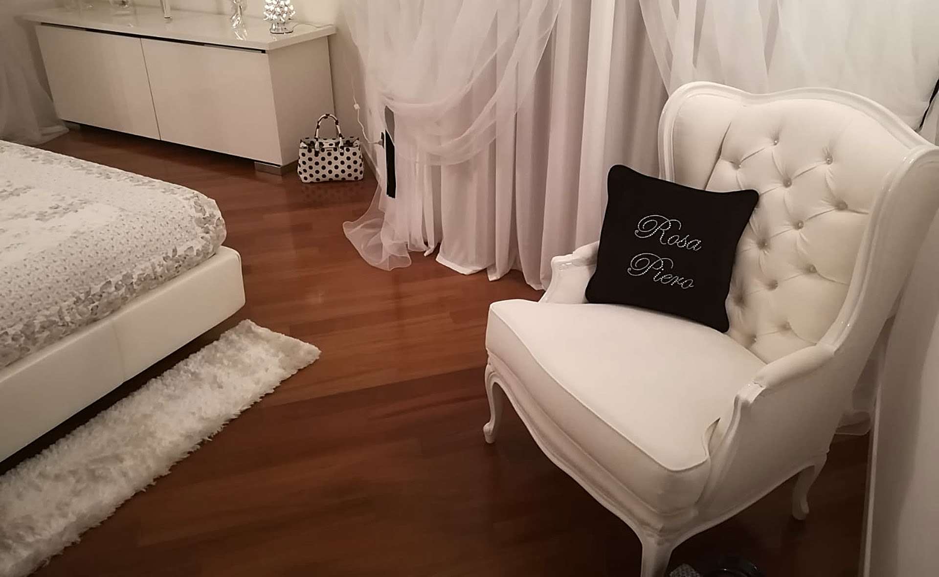 Poltrona classica camera da letto. Bergere Orsitalia
