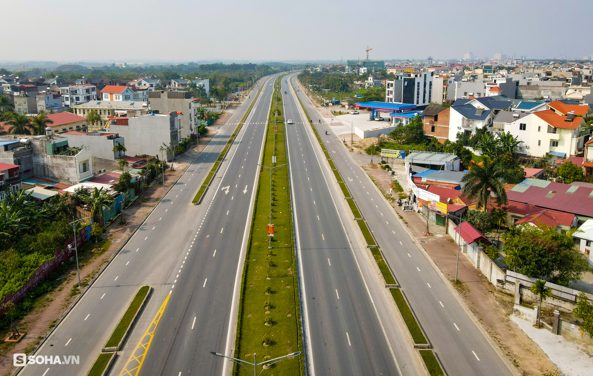 Cận cảnh đại lộ khủng 5.700 tỷ, kết nối Đông - Tây đẹp nhất thành phố hoa phượng đỏ - Ảnh 2.