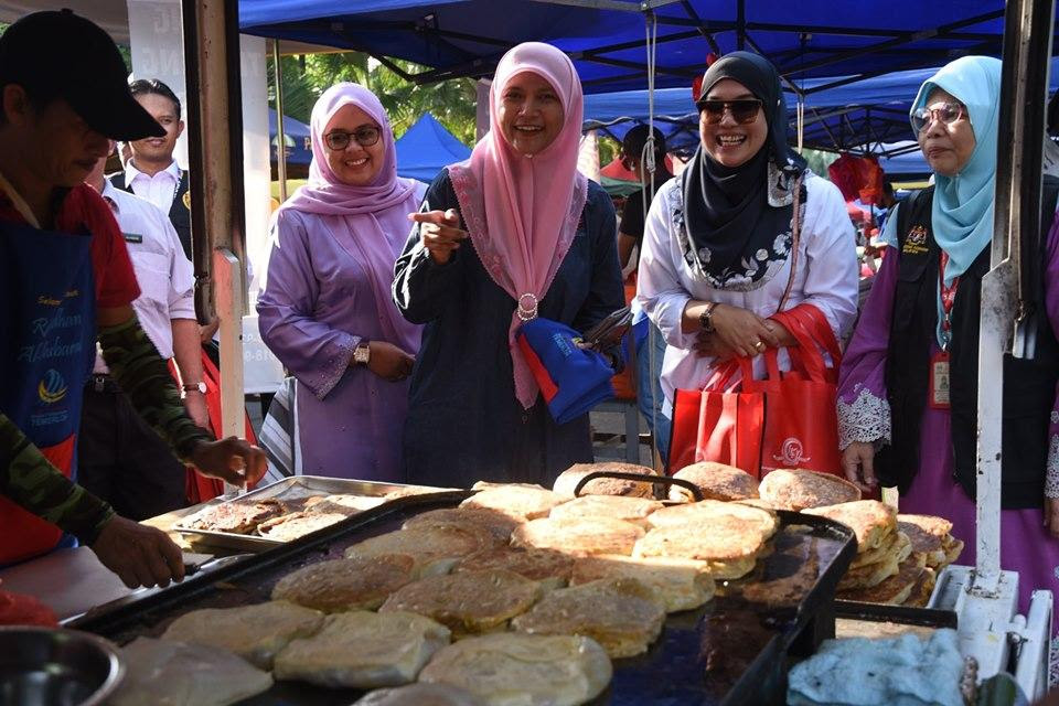 Sambutan hari guru peringkat ppd temerloh anjuran kelab kebajikan, sukan dan sosial (kkss) ppd temerloh telah disambut dengan serba sederhana tetapi meriah. Lawatan Yang Dipertua Mpt Bersama Pejabat Kesihatan Daerah Temerloh Ke Bazar Ramadhan Temerloh 10 Mei 2019 Portal Rasmi Majlis Perbandaran Temerloh Mpt