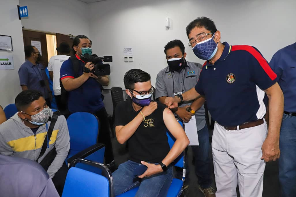 238, jalan macalister, džordžtaunas, 10400 džordžtaunas, pulau pinang, malaisia. Penantian Petugas Media Pulau Pinang Terima Vaksin Covid 19 Berakhir Utusan Digital