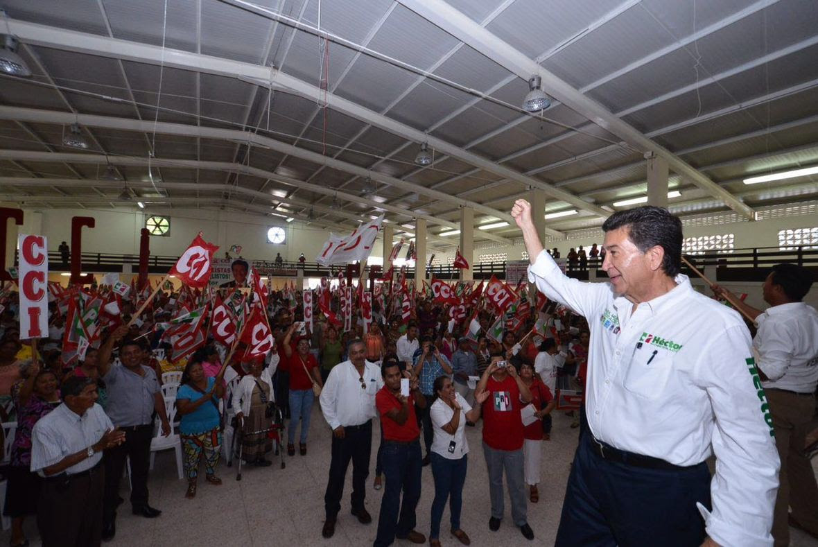 Hector Yunes Landa  encuentron con sectores y organizaciones  19-04-2016-02