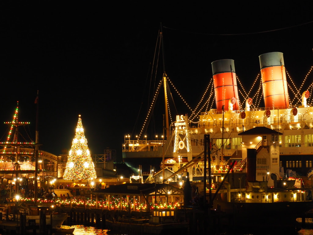 ベストクリスマス ディズニー 壁紙 夜景 ディズニー画像