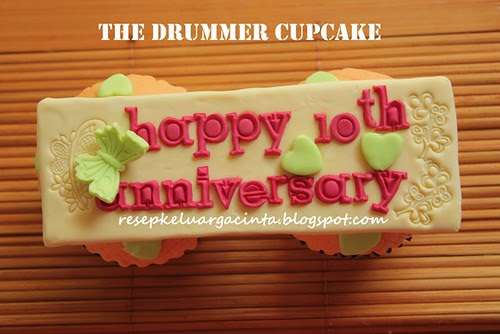 Resep Keluarga Cinta: The Drummer Cupcake :)