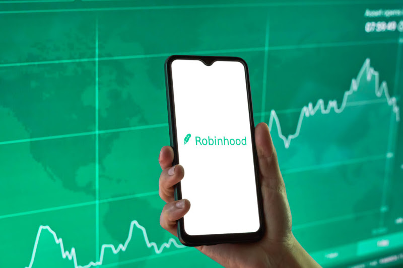 A look at popular stock trading app robinhood entering the crypto market : Robinhood Reports Surge In Cryptocurrency Traders Fortunez