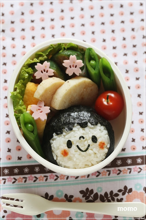 ぜいたくおにぎり キャラ 弁 簡単 女の子 アニメ画像