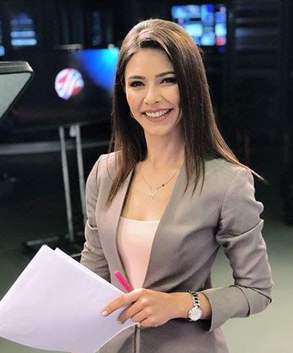 Watch premium and official videos free online. Buse Yildirim Kimdir Ntv Spikeri Buse Yildirim Nereli Kac Yasinda Buse Yildirim Instagram