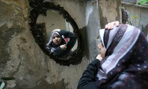 Una chica de 15 años en su casa en la Franja de Gaza.