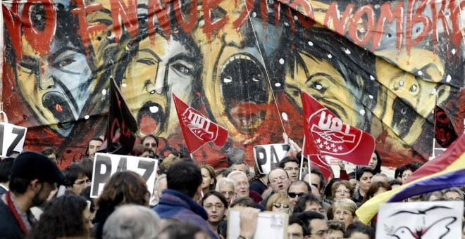 Manifestaciones de 2003 contra la guerra de Irak. AFP/Javier SORIANO