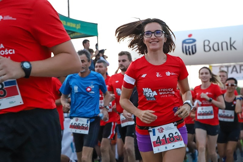 Mamy nadzieję, że warszawa ponownie stanie się biegową stolicą polski, zaś biegacze w świetle płonących zniczy uczczą pamięć o uczestnikach zrywu z 1 sierpnia 1944 roku. Polska Zbrojna
