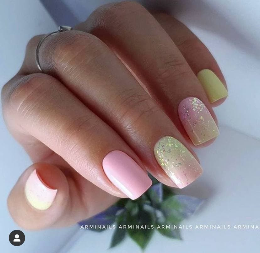 Beach nails, fashion nails 2020, marine nails, original nails, pink and lime green nails, summer nails 2019, summer nails to the sea, two color nails. 40 Pink And Green Nail Designs For 2021