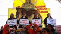 Freiras indianas, apoiadas por mulheres muçulmanas, pedem prisão de bispo acusado de estrupro