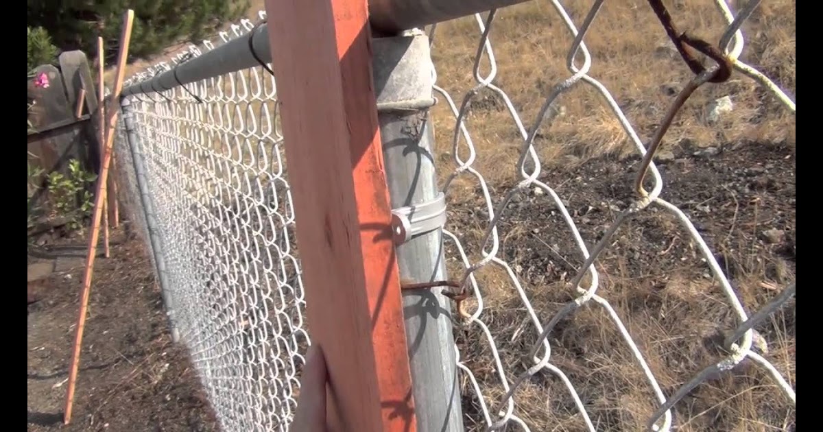 How To Paint A Chain Link Fence Youtube Visual Motley