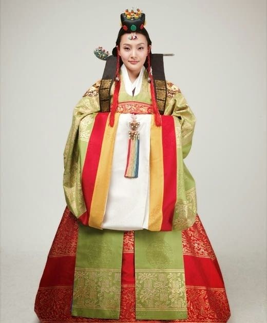 Trend Model 33 Hanbok  Kerajaan