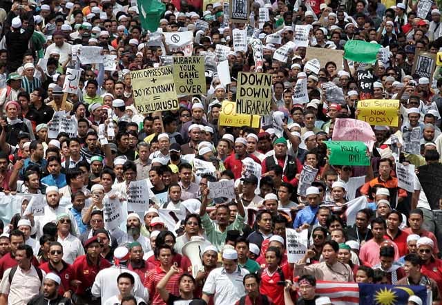 Demo anti mubarak di malaysia - MADINA MADANI SATU