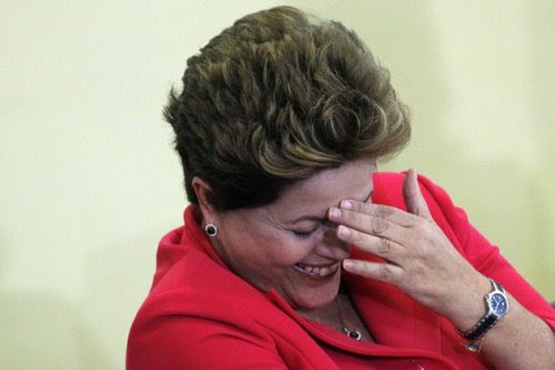 Dilma_Sorrindo02