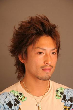 ぜいたく ウルフ パンク 髪型 メンズ ヘアスタイルギャラリー