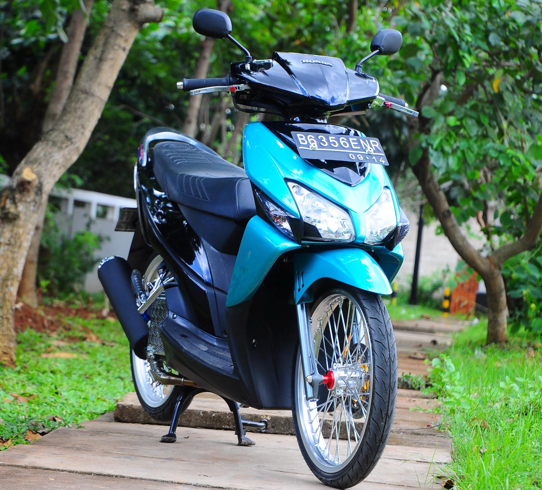 Modifikasi Motor Tiger Velg Jari Jari 2014