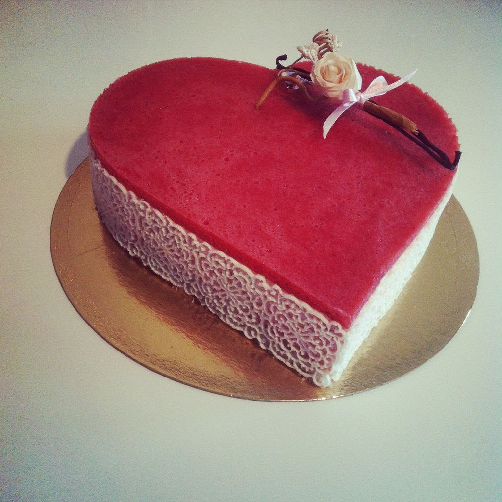 Gateau Anniversaire Mon Amour Gateaux Et Biscuits