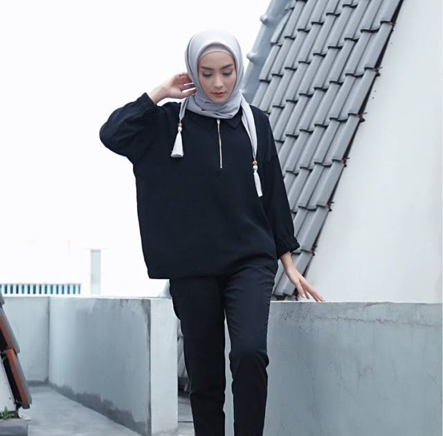Download Baju Hitam Celana Hitam Cocoknya Jilbab Warna Apa