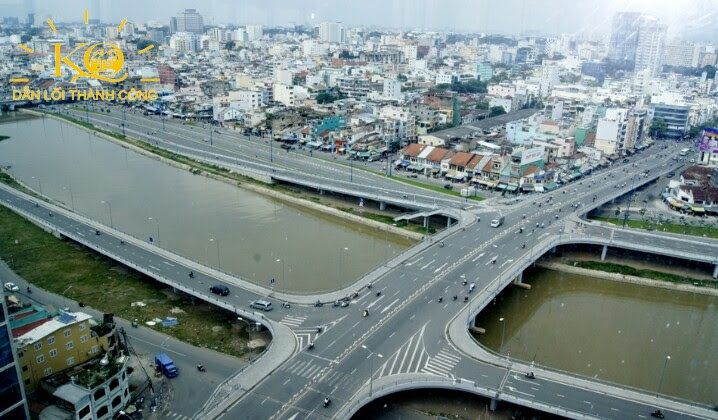 khung cảnh nhìn từ tòa nhà