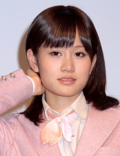 エラ張ってる 髪型 女 Kathryn Agiashvili