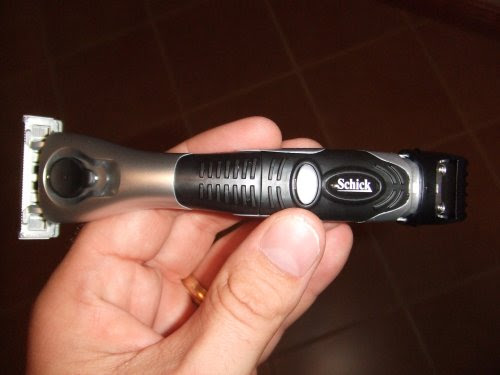 Schick quattro titanium razor handle + 2 cartridges. Monster Designs Schick Quattro Titanium