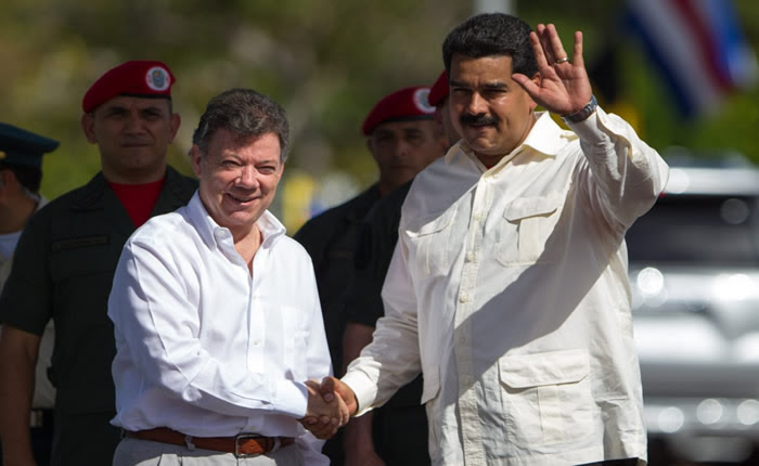 Juan Manuel Santos y Nicolás Maduro (runrun.es)