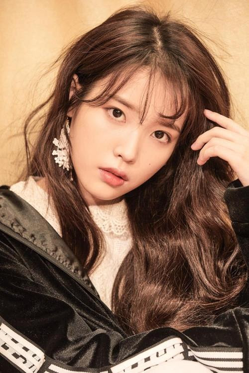 ファッショントレンド ベスト韓国 シンガー ソング ライター 女性