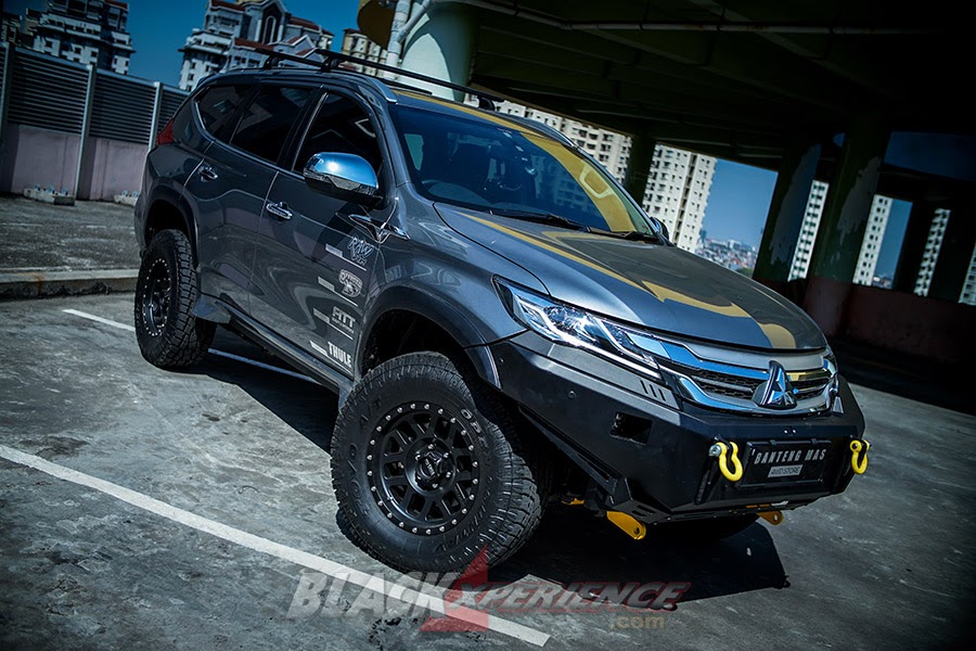 Modifikasi Mobil Off Road Adventure - Naskah t