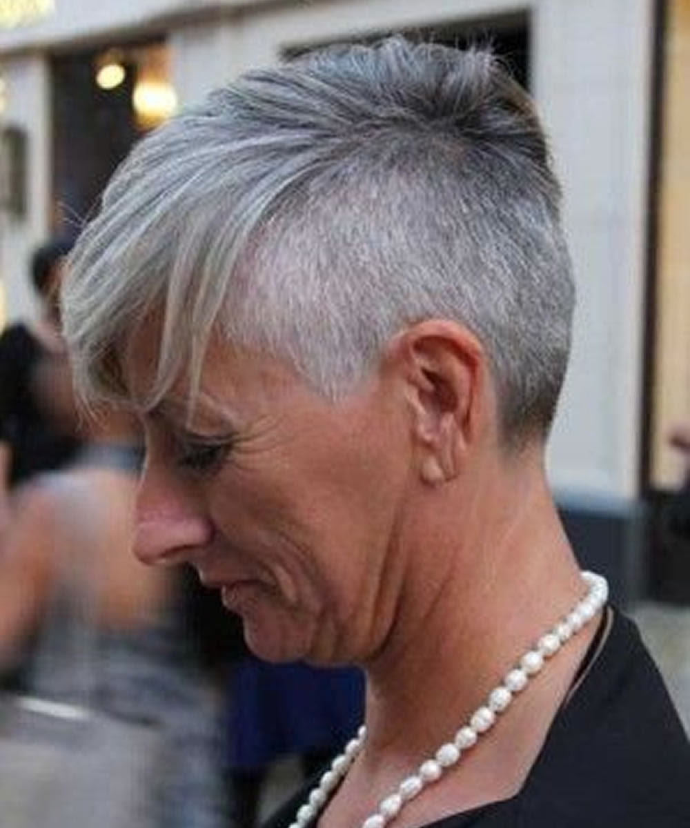 Poyzunivy Style: Short Hairstyles For Over 50 Ladies