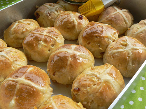 hot cross buns 14.jpg