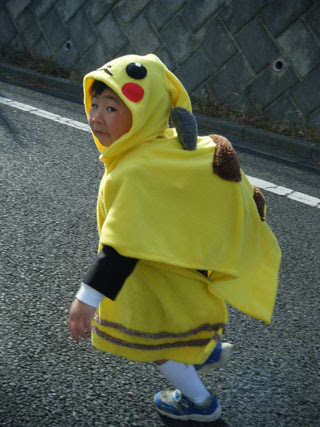 50 ピカチュウ 仮装 子供 手作り かわいい子供たちの画像