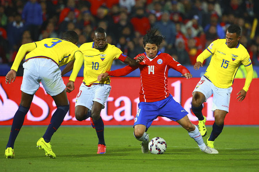 It's absurd and ridiculous to compare it with brazil 283.560 sq km vs 8.516.000 sq km!!! Ecuador Vs Chile Preview Tips And Odds Sportingpedia Latest Sports News From All Over The World