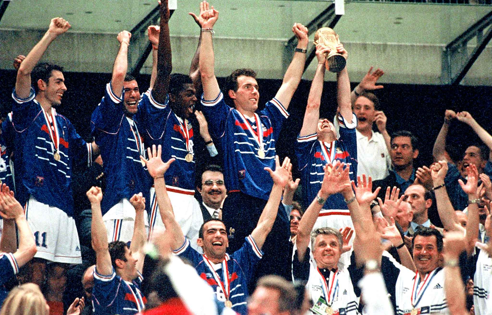 Maybe you would like to learn more about one of these? Equipe De France De 1998 France Fan Art 42723150 Fanpop Page 48