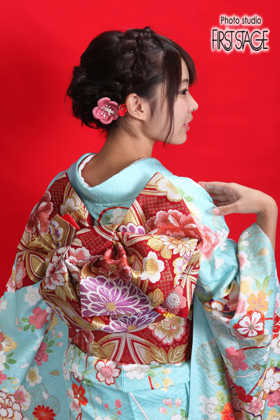 新しい 芸能人 振袖 髪型 ヘアスタイルギャラリー